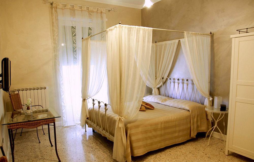 A Class Lecce Luaran gambar